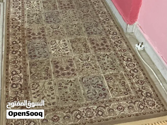 سجادة  مستعملة
