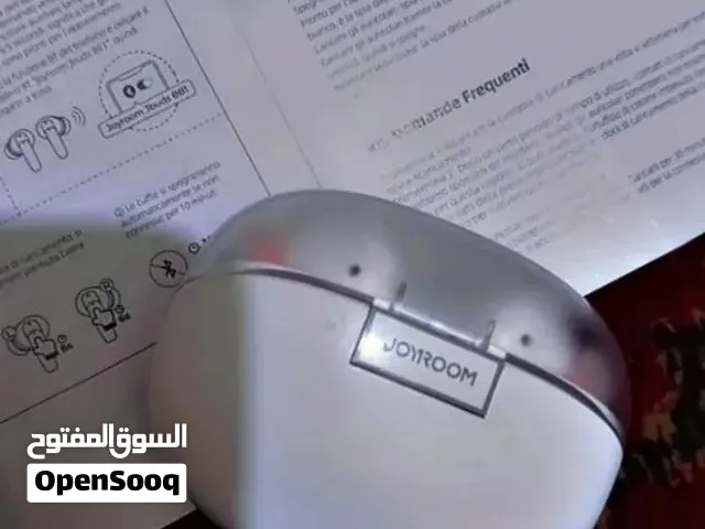 سماعات  بلوتوثjoryoom للبيع بصوت ممتاز الشحن بضل من يومين إلى ثلاث ايام مرتبات  شريتها ب 30 دينار