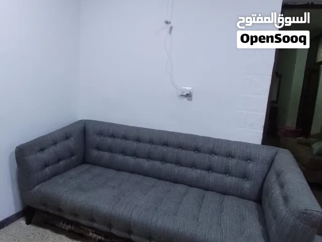 اثاث مستعمل