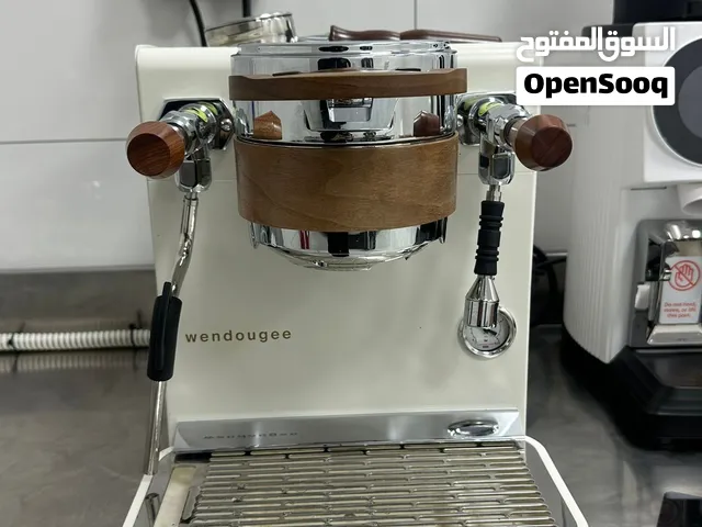 Wendougee Data S Machine original price 1300 OMR full warranty available for 1 year