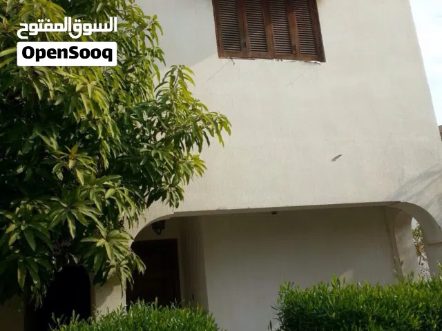 فيلا للبيع فى فايد ابو سلطان على البحر مباشره بدون اى وسيط من المالك مباشرة