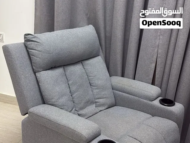 كرسي استرخاء Recliner فاخر – دوار 360°  حالة ممتازة