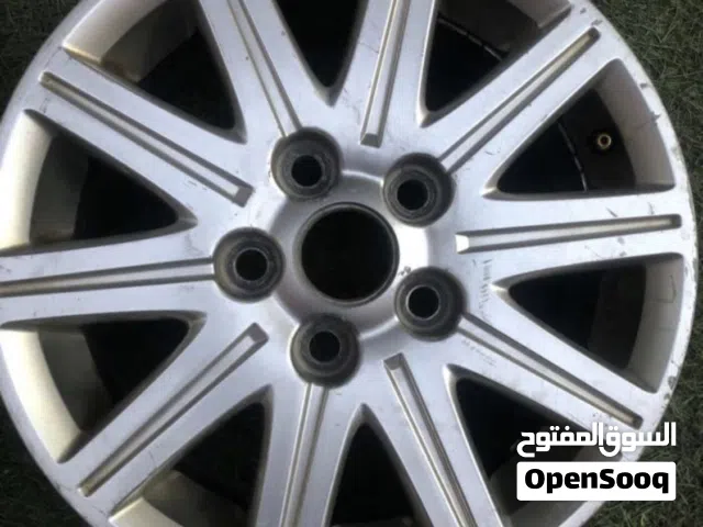 عجلات و رنقات مستعملة بحالة جيدة من نوع أخرى مقاس 15 إنش