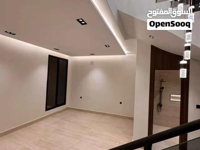فيلا تاون هاوس من 3 طوابق للايجار