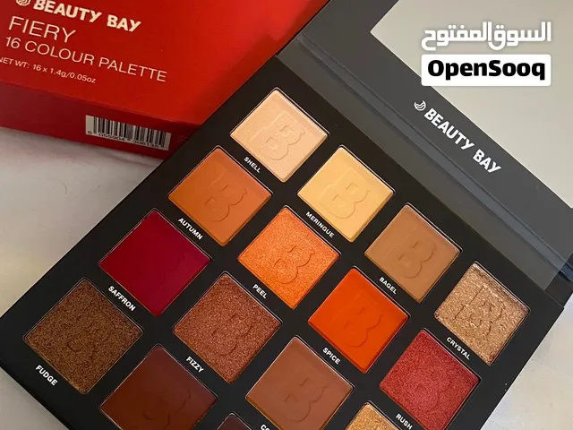 Beauty Bay eyeshadow palette “FIERY” 16 colour palette