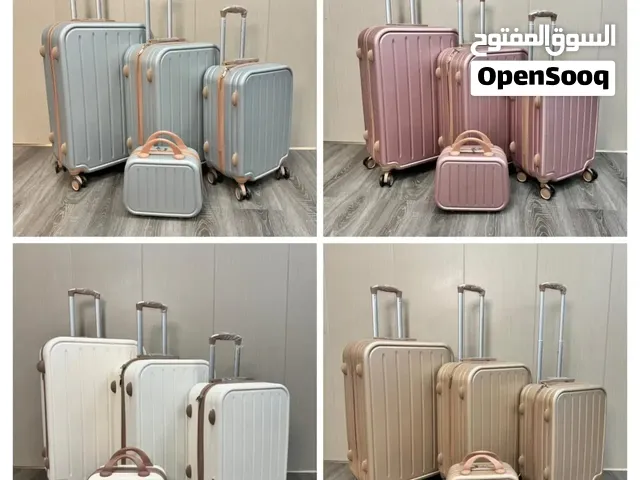 شنط سفر 4 قطع أشكال أنواع وألوان مختلفه