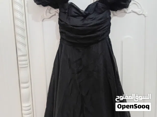 فساتين وقفاطين