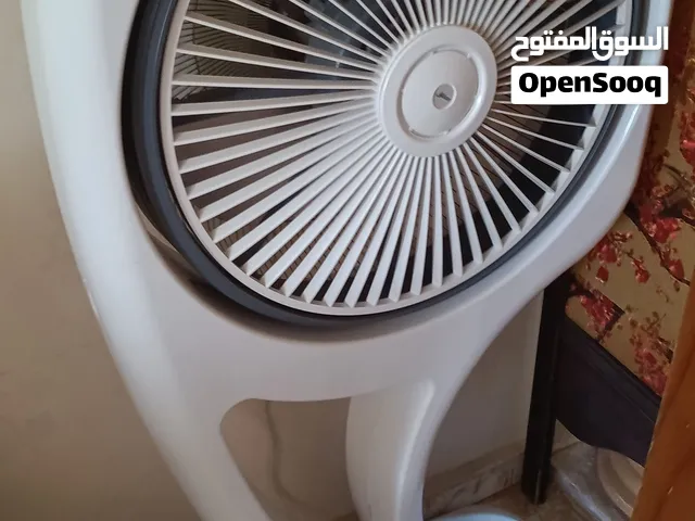 مروحة مع ريموت