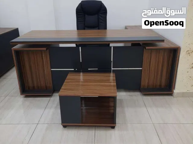 مكتب مدير مع جانبية وادراج مع طاولة وسط هدية  متوفر بعدة الوان حسب الطلب شامل التوصيل داخل الزرقاء