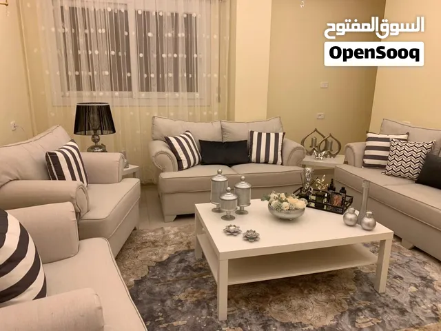 فيلا 3ادوار مفصولات الخمس شوارع عين زارة