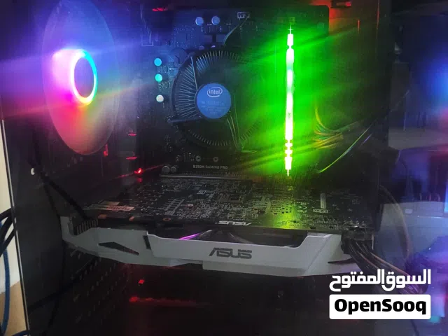 جهاز كمبيوتر بمواصفات عالية