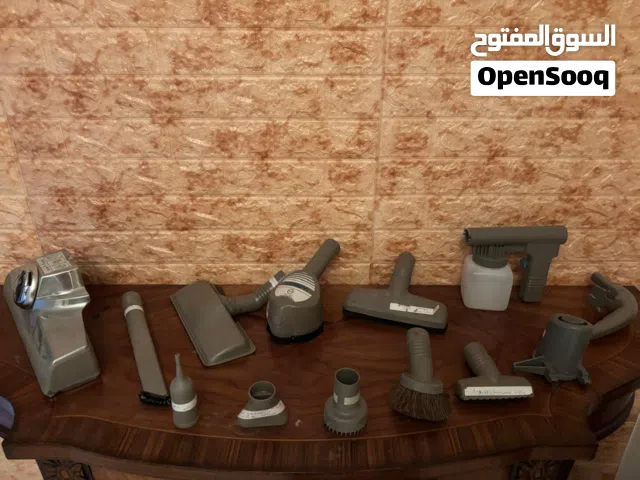 مكنسة كيربي SENTRIA II مستخدمة وبحالة ممتازة مع كامل ملحقاتها
