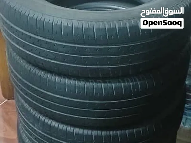 4 فرد كاوتش مستعمل  دنلوب  بحالة جيدة
