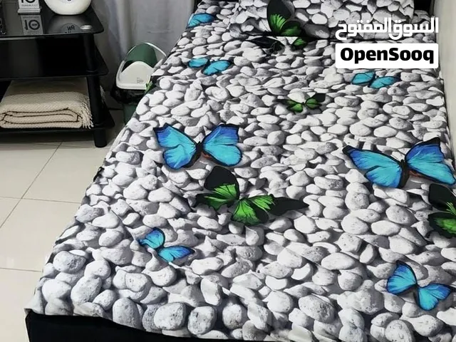 للبيع سريرين سنقل بحالة شبه جديدة