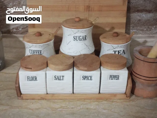 علب حفظ توابل