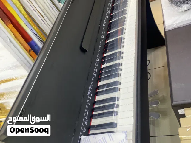 بيانو dp1200 خشب ممتاز كهربائي 88 مفتاح لون اسود عدة مداخل بدال متوفر توصيل ب 3د لكافة المحافظات