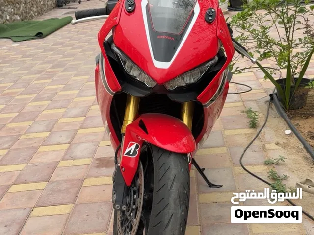 2017 /CBR1000RR