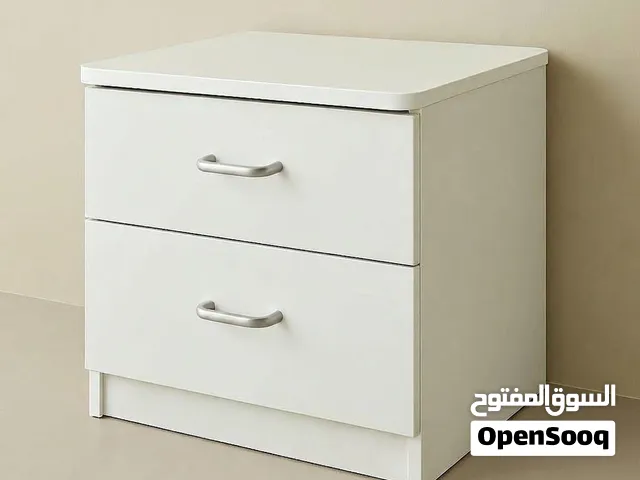 طاولة جانبية  (كوميدينو) للبيع  Bedside table for sale