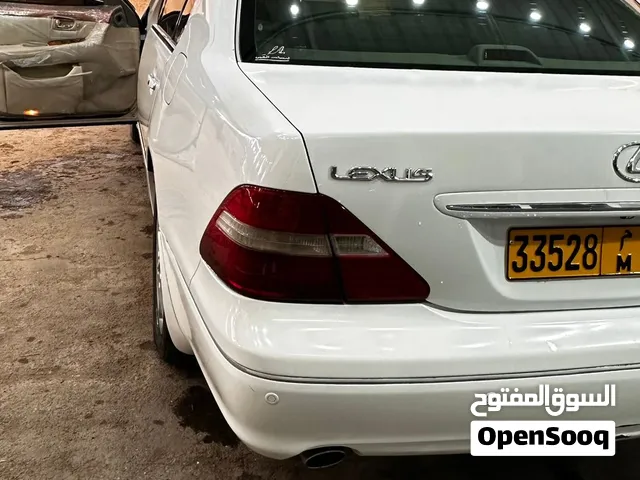 لكزس فرصه للبيع نظيف ويحتاج شوي تعديلات