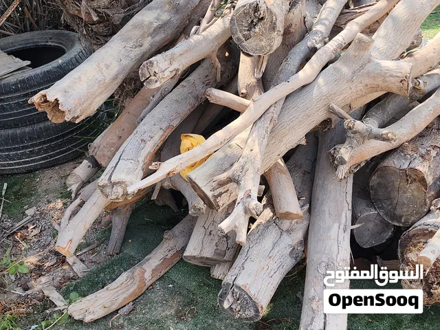 حطب (خشب) جاهز للموسم