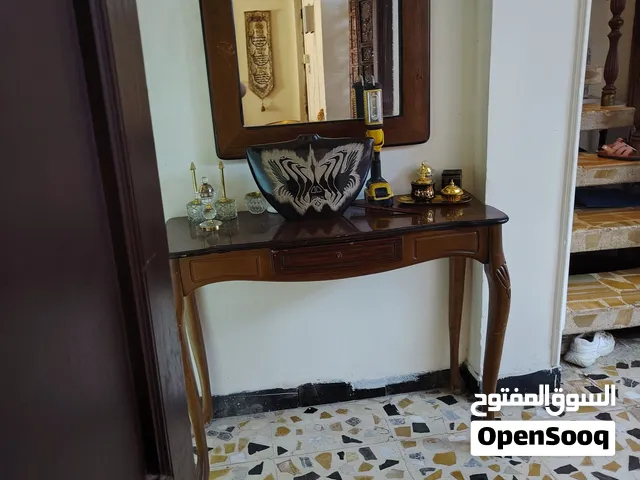 كونسول أردني المنشأ