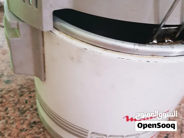 قلاية زيت مولينكس ممتازه و حافظة طعام سعة لتر