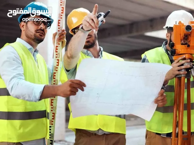 يوجد عمال مقاولات