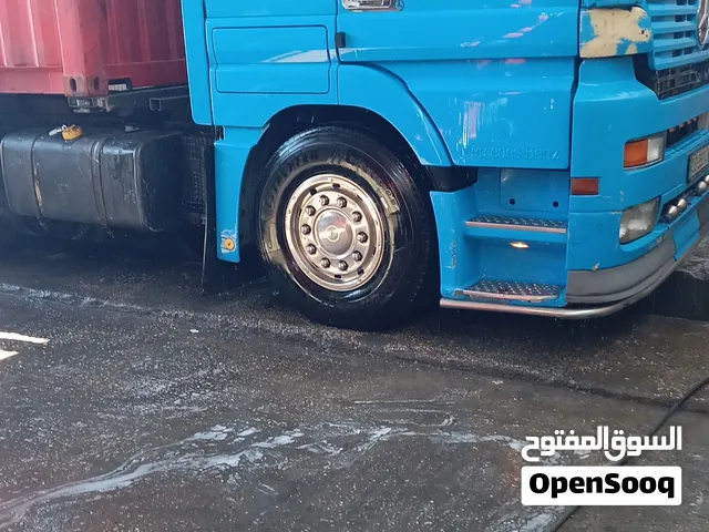 سنقل قفل حاويات