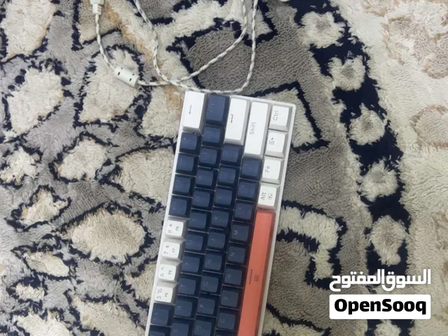 ماوس كيبورد للبيع نضيف أستعمل أقل من شهر