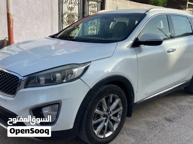 Used Kia Sorento in Basra
