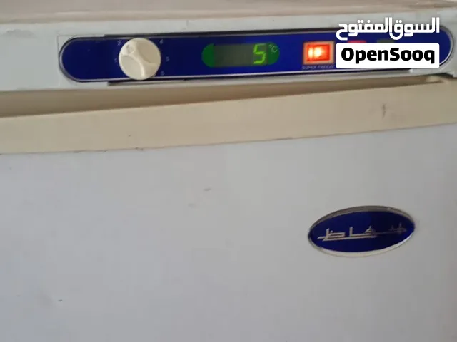 فريزر الحافظ نو فروست بحالة ممتازة