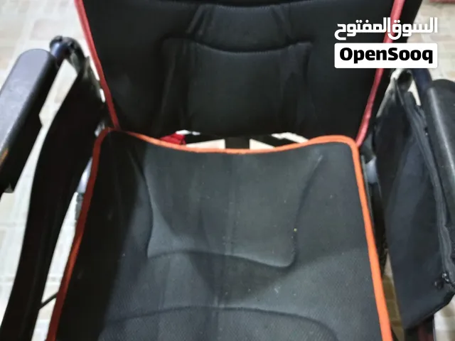 كرسي معوقين كهربائي شبه جديد شغال وجاهز بدون اي نقص ،الاطارات حجم كبير ماطور لكل عجلة.