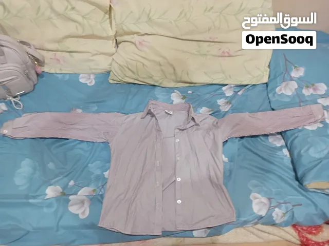 قميص مخطط لونه احمر Walaa