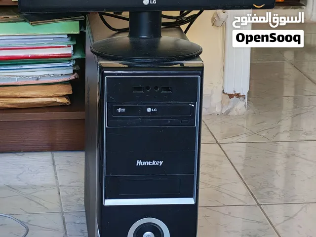 كمبيوتر مع شاشة ال جي