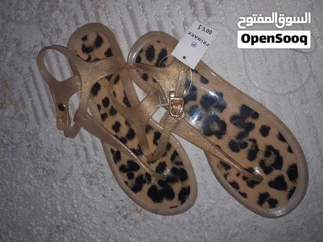 أحذية جميلة وانيقة