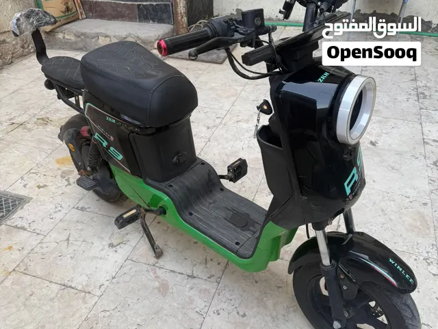 للبيع سكوتر كهربائي ZKH موديل 2024