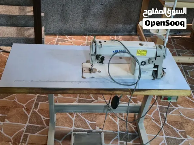 مكينة للبيع