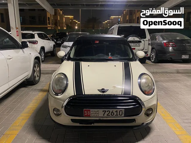 mini Cooper hardtop 3doir hatch back