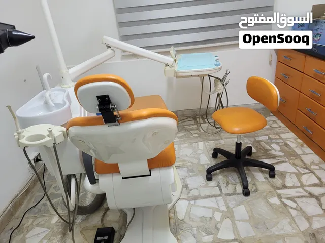 عيادة اسنان