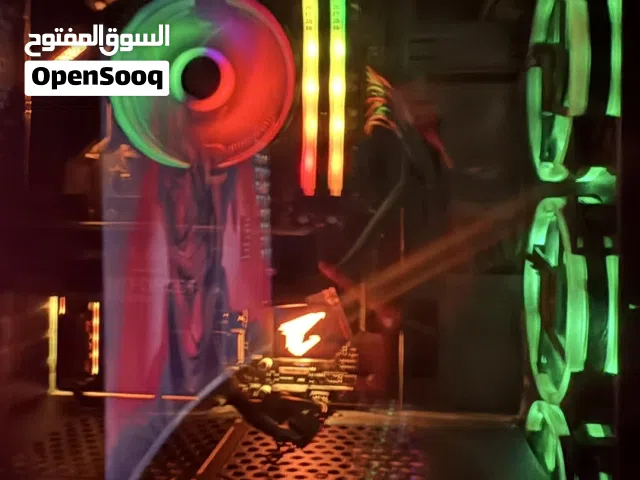 بيسي وشاشة وطاولة وجكيع ملحقاتها للبيع