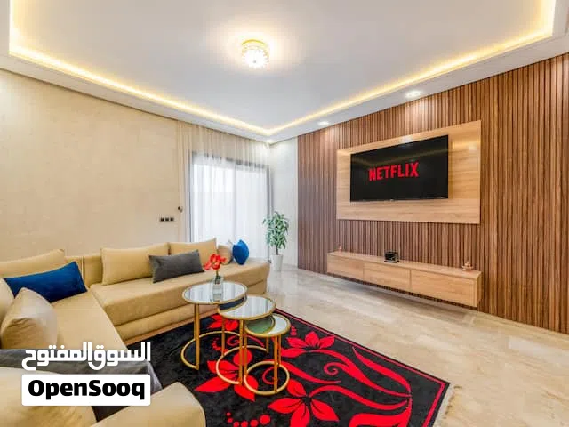 شقه للايجار اليومي في مراكش تانسيفت الحوز تحتوي على صالون مغربي و مسبح و انترنت ومكيف و بالكون...