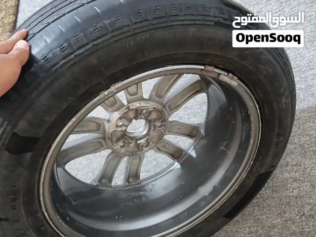 ويل سياره حجم 19 ويل نضيف وتاير مالته نضيف  السعر موجود والي يريد يستفسر يخابر