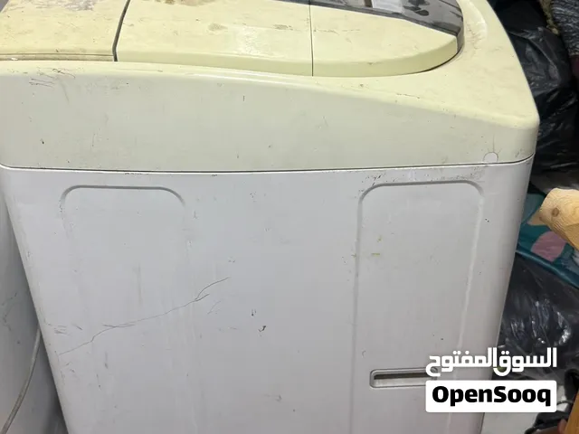 غساله هيتاشي وزن 13كيلو مستعمله متروكه 3اشهر فول اتماتيك