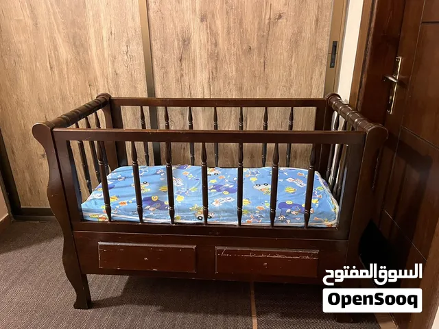 تخت اطفال جوانب متحركه