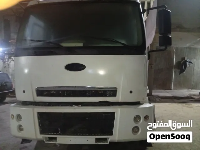 فورد قلاب  موديل 2006