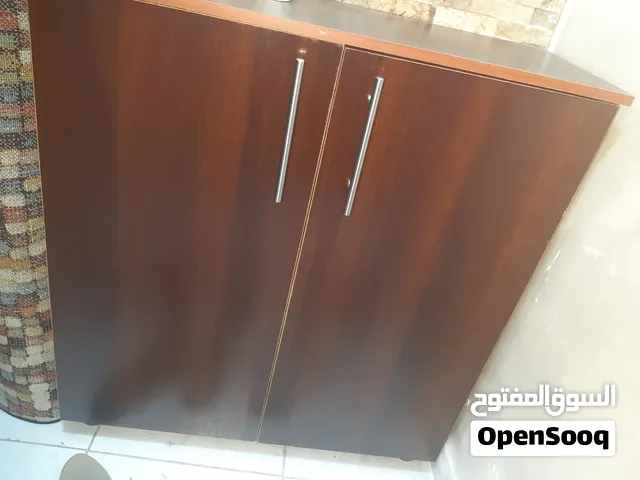 للبيع خزانة أحذية