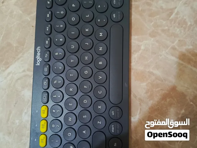 كيبورد بلوتوث logetic بحالة الوكالة  يعمل عن طريق بطاريات AA رفيعة
