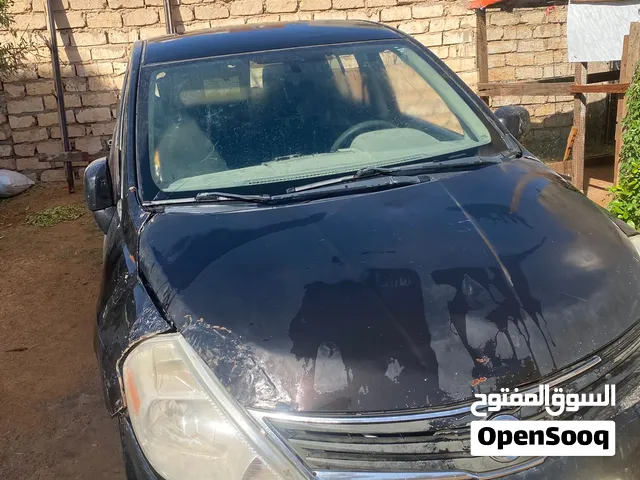 نيسان فيرسا للبيع