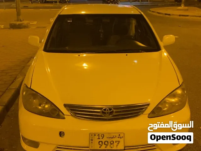 كامري 2004