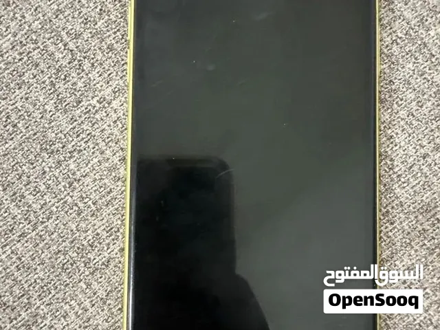 ايفون 11 اصفر للبيع